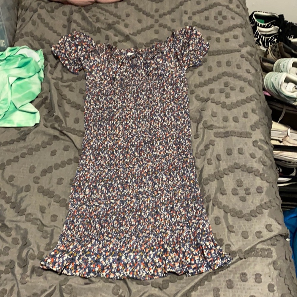 Super cute floral bodycon dress